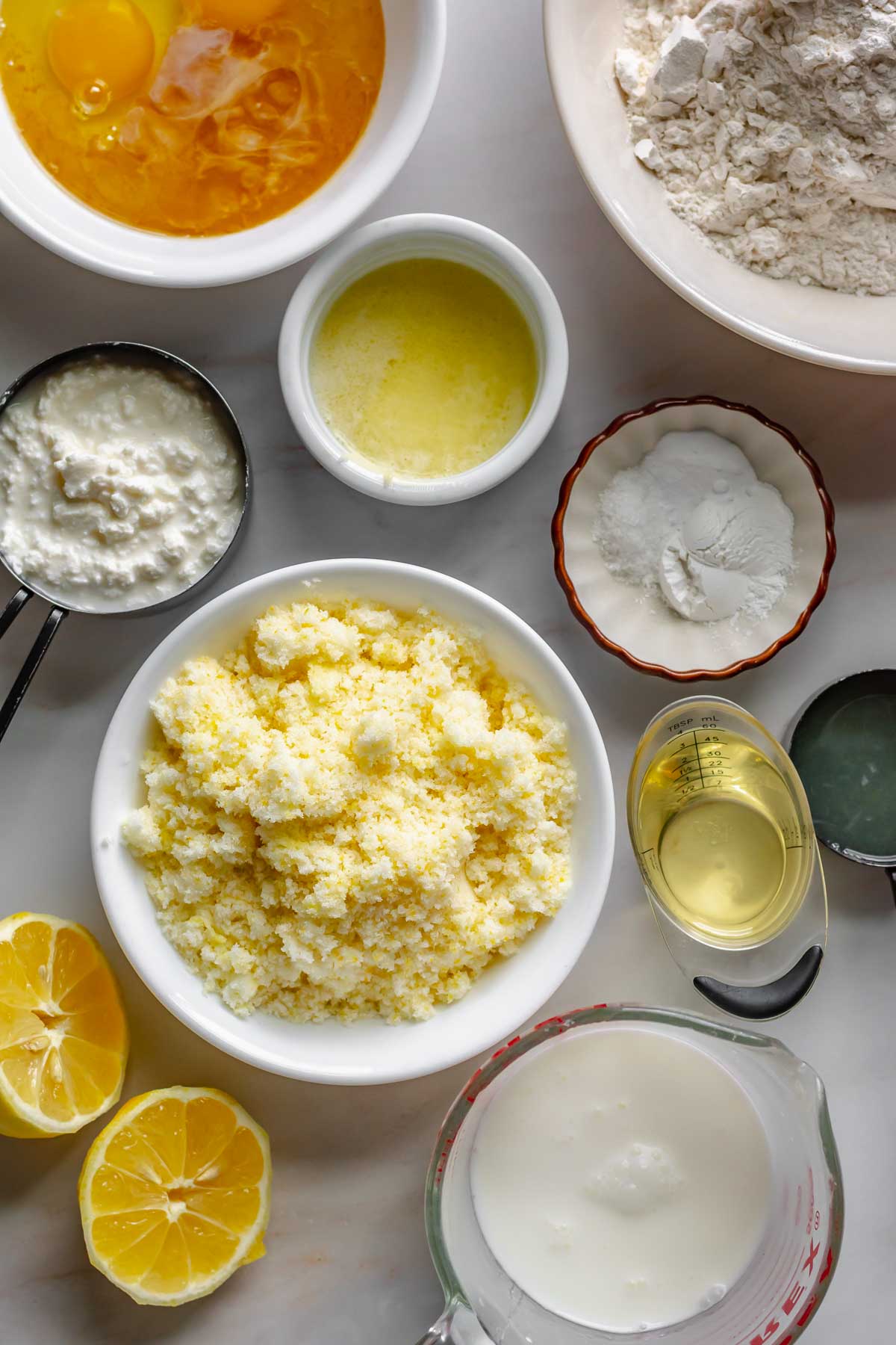 Ingredients for the lemon ricotta cake.