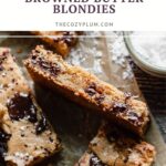 Pinterest pin of browned butter blondies with chocolate chips.