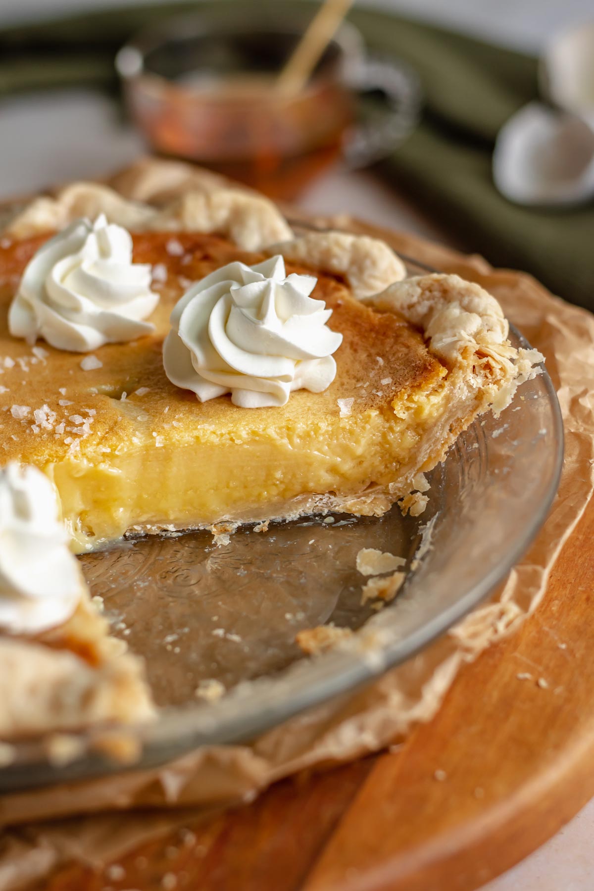 Cross section of the honey chess pie.